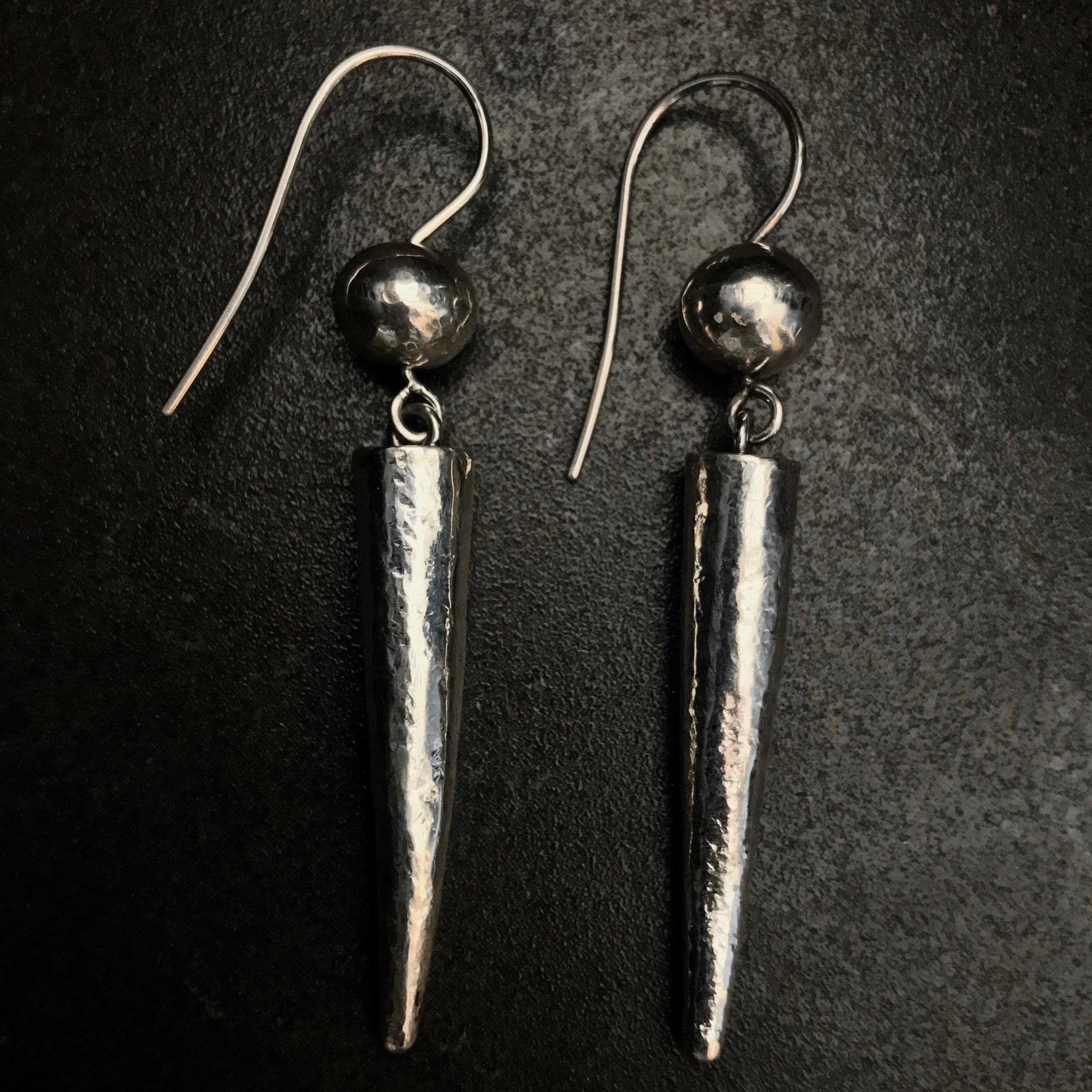 JELANI0102 tusk & sphere Earrings