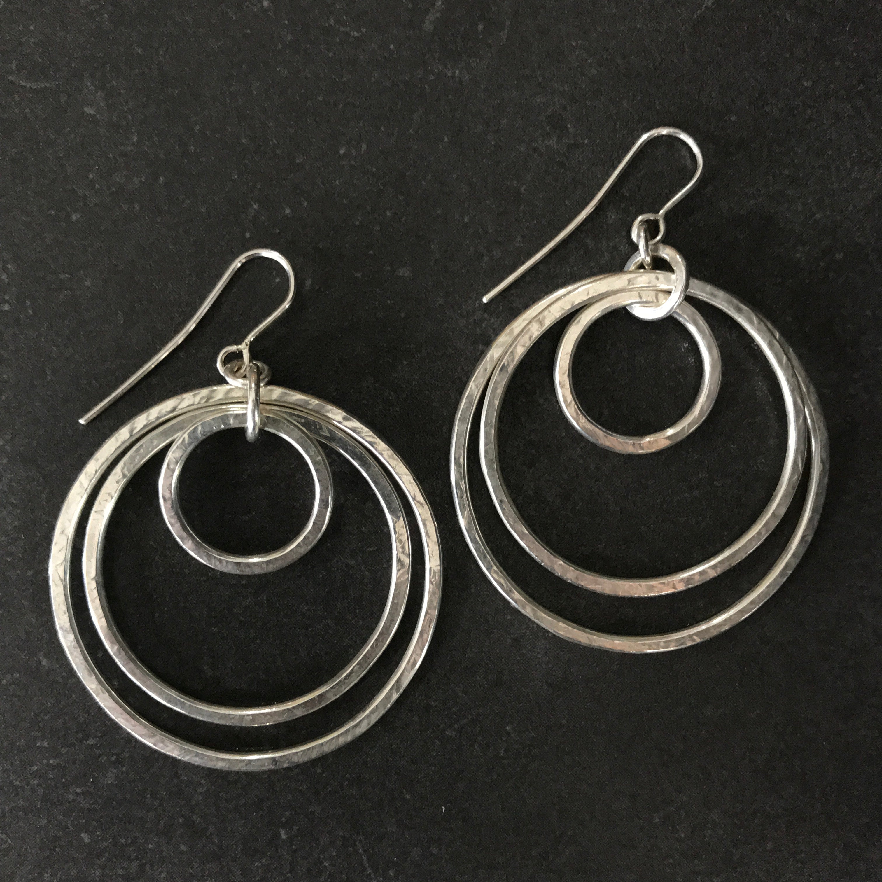 AMALFI0106 Satellite rings Earrings